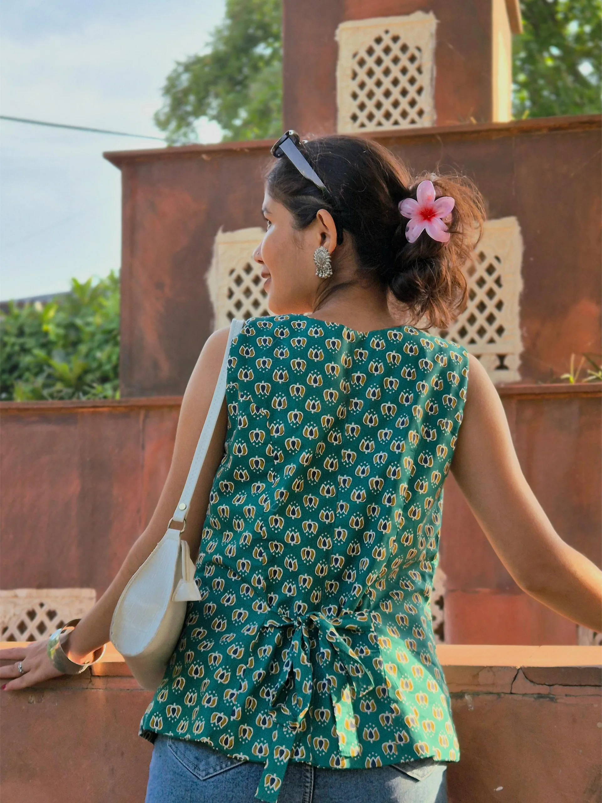 Ethnic Print waistcot for Women: Casual & Chic Summer Style - Image 9