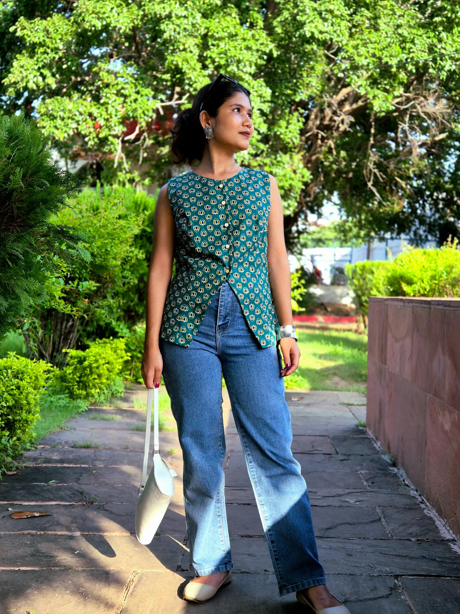 Ethnic Print waistcot for Women: Casual & Chic Summer Style - Image 2