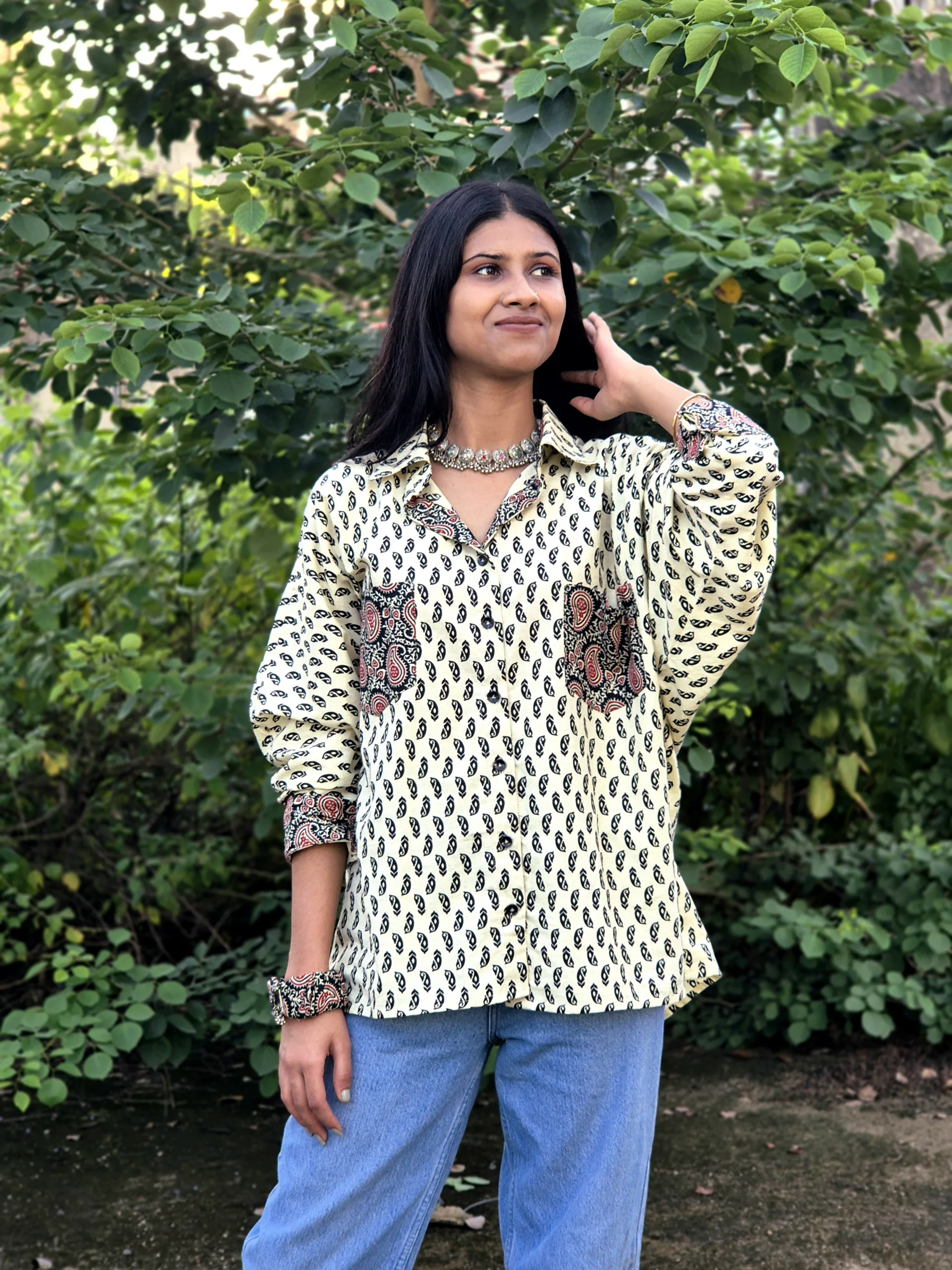 Trendy Oversized Shirt for Women – Cool and Classy Everyday Look