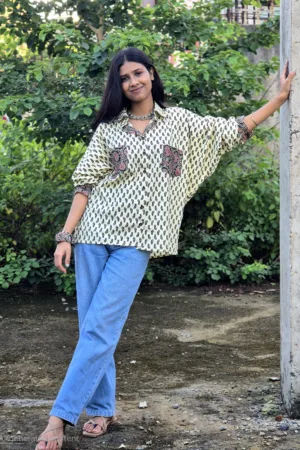 Trendy Oversized Shirt for Women – Cool and Classy Everyday Look