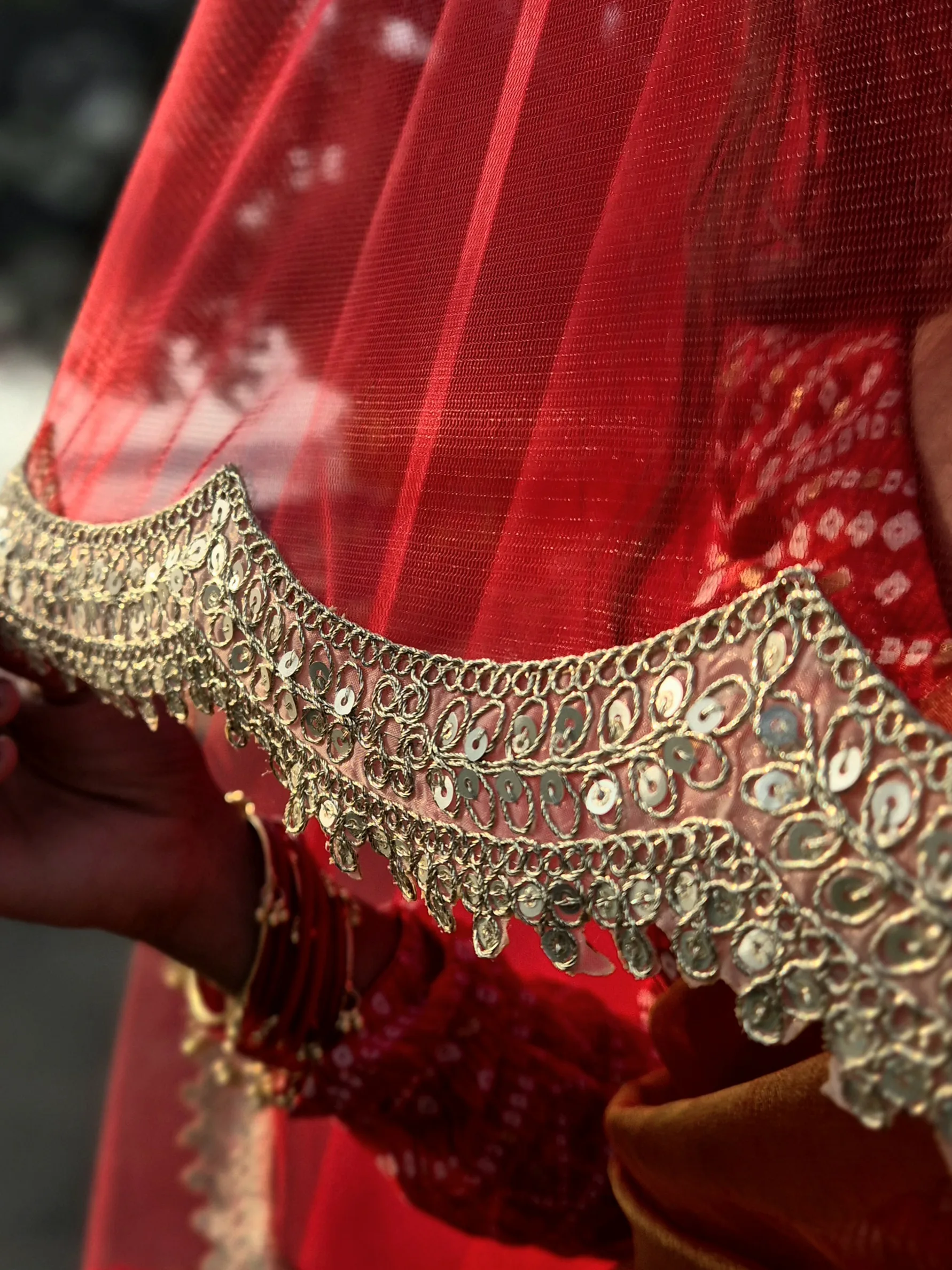 Bridal Ghunghat Veil with Scalloped Border | 4 Meter Royal Bridal Entry Veil - Image 3